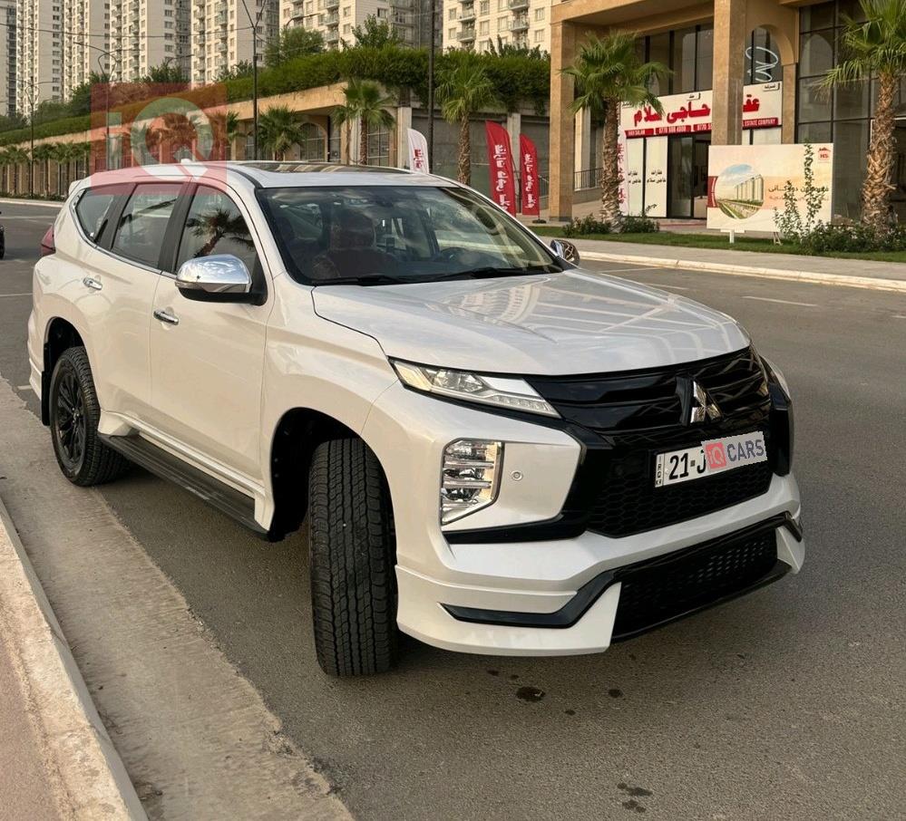 میتسوبیشی پاجیرۆ سپۆرت